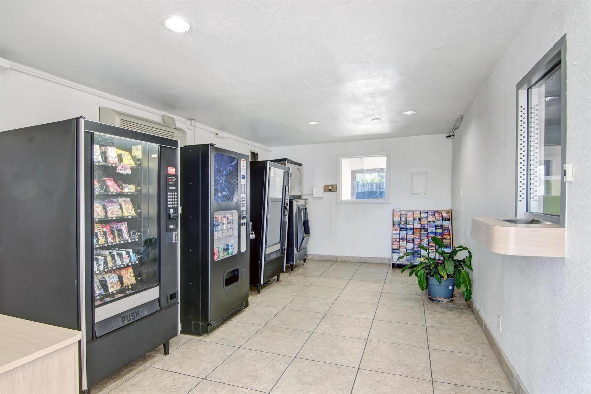 Studio 6-Grand Prairie, Tx ภายนอก รูปภาพ